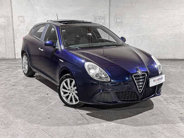 Alfa romeo giulietta 1.4 t distinctive 120pk 2010, kx-159-r - afbeelding 42 van  43