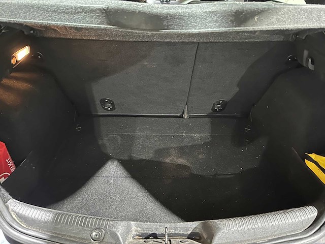 Alfa romeo giulietta 1.4 t distinctive 120pk 2010, kx-159-r - afbeelding 28 van  43