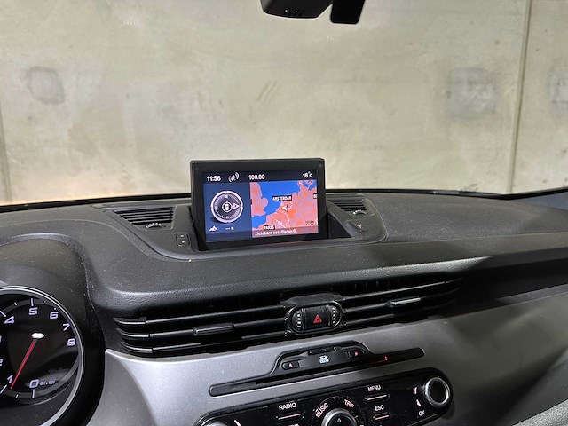 Alfa romeo giulietta 1.4 t distinctive 120pk 2010, kx-159-r - afbeelding 21 van  43