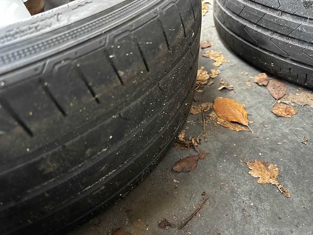 Alfa romeo giulietta 1.4 t distinctive 170pk 2012 (origineel-nl), 00-xkp-5 - afbeelding 34 van  44