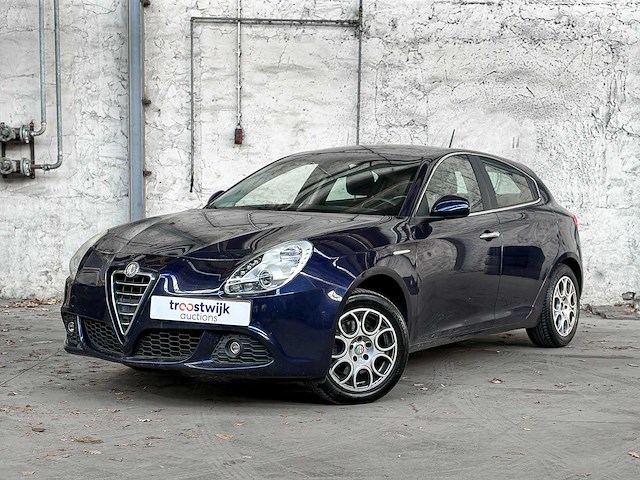Alfa romeo giulietta 1.4 t distinctive 170pk 2012 (origineel-nl), 00-xkp-5 - afbeelding 12 van  43