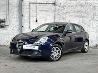 Alfa romeo giulietta 1.4 t distinctive 170pk 2012 (origineel-nl), 00-xkp-5 - afbeelding 12 van  43
