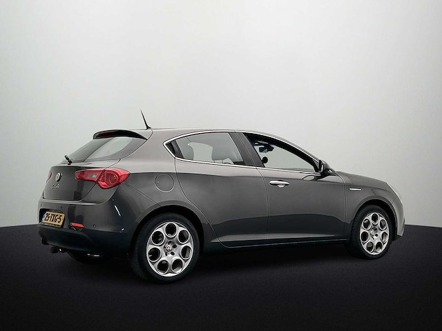 Alfa romeo giulietta 1.4 t distinctive 2012 | 25-txg-5 - afbeelding 8 van  8