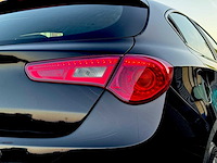 Alfa romeo giulietta 1.4 t distinctive 2012 | p-044-bh iaw - afbeelding 24 van  31