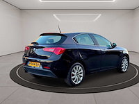 Alfa romeo giulietta 1.4 t distinctive 2012 | p-044-bh iaw - afbeelding 31 van  31