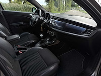 Alfa romeo giulietta 1.4 t distinctive 48-nfn-7 - afbeelding 13 van  15