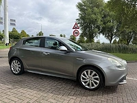 Alfa romeo giulietta 1.4 t distinctive*, 48-nfn-7 - afbeelding 12 van  15