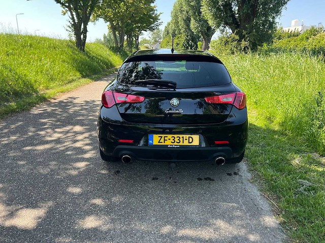 Alfa romeo giulietta 1.4 t distinctive , zf-331-d - afbeelding 17 van  21