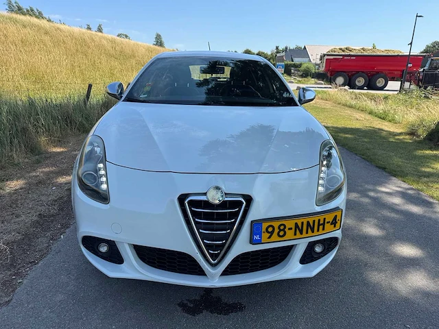 Alfa romeo giulietta 1.4 t sport distinctive, 98-nnh-4^ - afbeelding 26 van  28