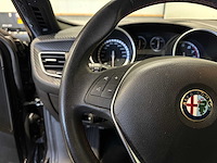 Alfa romeo giulietta 1.4 t sprint - afbeelding 11 van  18