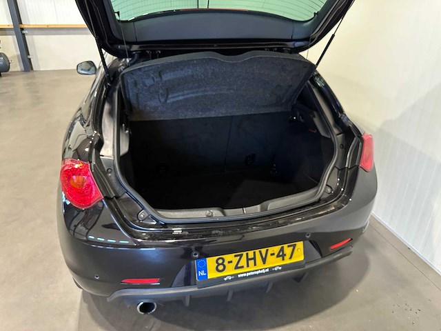 Alfa romeo giulietta 1.4 t sprint - afbeelding 15 van  18