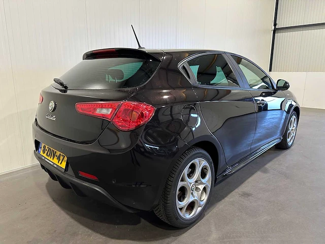 Alfa romeo giulietta 1.4 t sprint - afbeelding 15 van  18