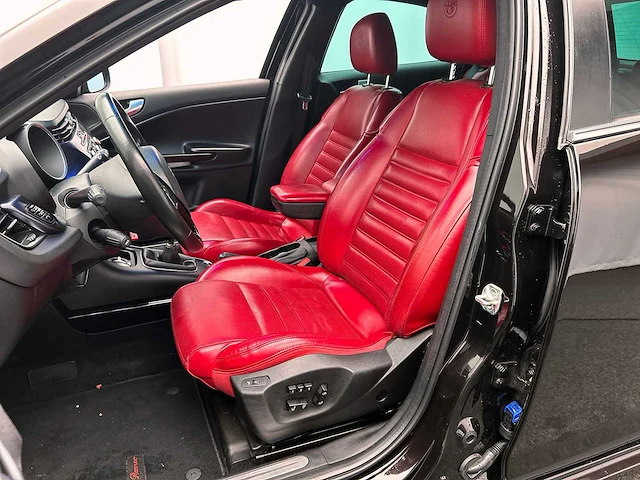 Alfa romeo giulietta 1.7 tbi quadrifoglio verde 2010 | 18-ngd-9 - afbeelding 42 van  57