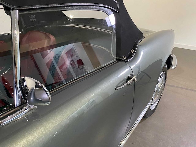 Alfa romeo giulietta spider cabriolet oldtimer - afbeelding 7 van  83