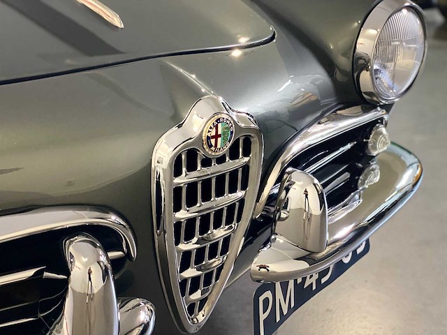 Alfa romeo giulietta spider cabriolet oldtimer - afbeelding 16 van  90