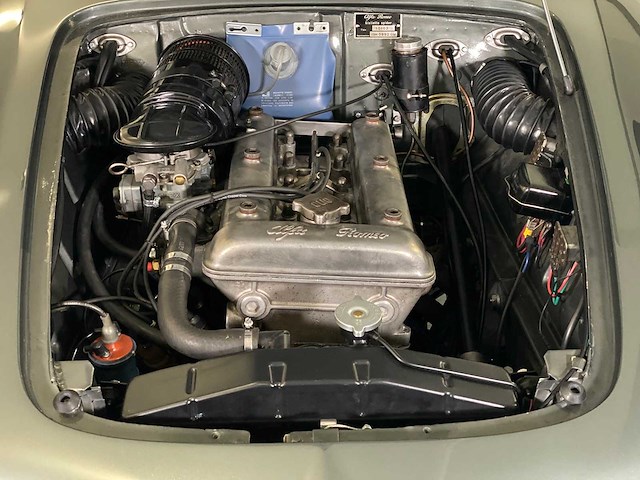 Alfa romeo giulietta spider cabriolet oldtimer - afbeelding 51 van  72