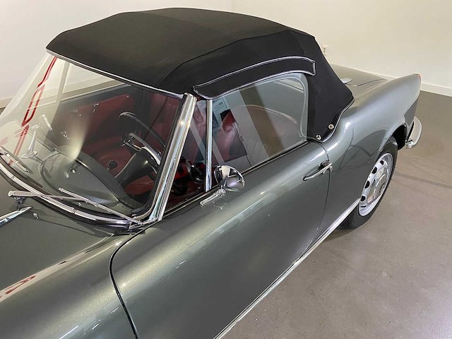 Alfa romeo giulietta spider cabriolet oldtimer - afbeelding 50 van  83