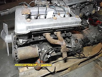 Alfa romeo giulietta spider / sprint veloce 1300 engine & gearbox | original classic parts - afbeelding 8 van  9