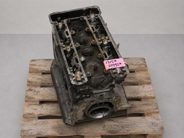 Alfa romeo giulietta sprint 1300 engine | original italian classic engine - afbeelding 1 van  1