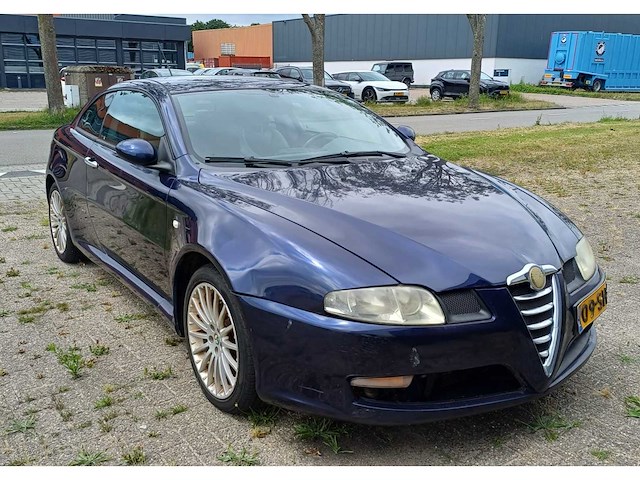 Alfa romeo gt 2.0 jts distinctive selespeed, 09-sh-nr - afbeelding 2 van  2