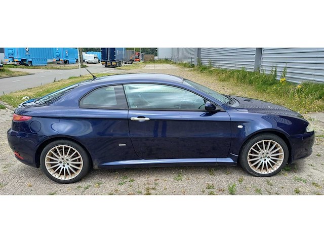 Alfa romeo gt 2.0 jts distinctive selespeed, 09-sh-nr - afbeelding 9 van  11