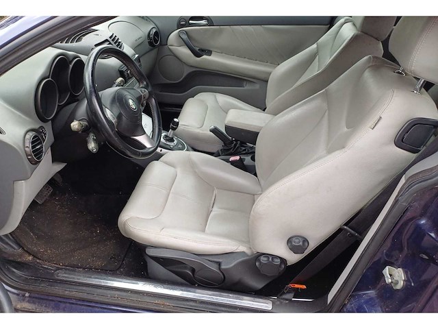 Alfa romeo gt 2.0 jts distinctive selespeed, 09-sh-nr - afbeelding 11 van  11