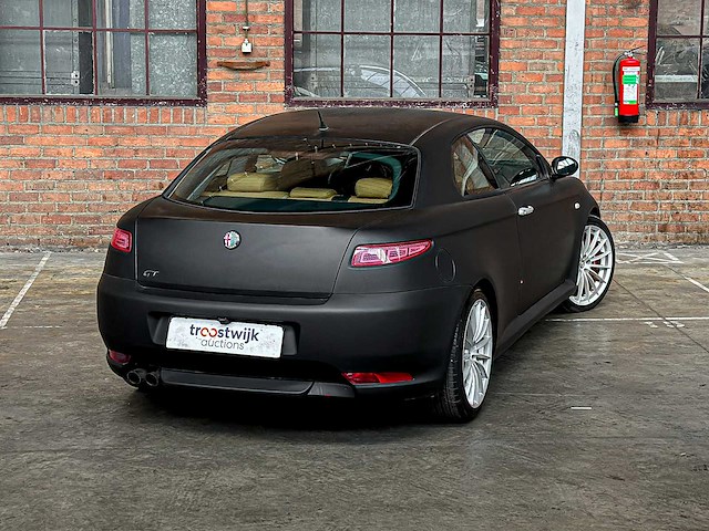 Alfa romeo gt 3.2 v6 240pk 2004 -youngtimer- - afbeelding 10 van  37