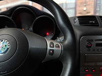 Alfa romeo gt 3.2 v6 240pk 2004 -youngtimer- - afbeelding 14 van  37