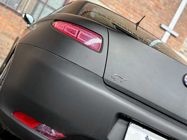 Alfa romeo gt 3.2 v6 240pk 2004 -youngtimer- - afbeelding 3 van  37