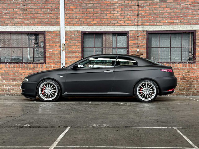 Alfa romeo gt 3.2 v6 240pk 2004 -youngtimer- - afbeelding 15 van  37