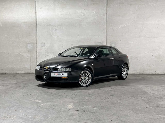 Alfa romeo gt 3.2 v6 distinctive 239pk 2004 youngtimer - afbeelding 1 van  54