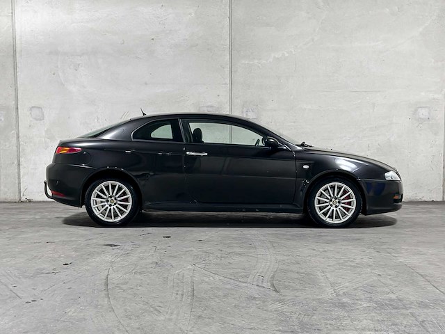 Alfa romeo gt 3.2 v6 distinctive 239pk 2004 youngtimer - afbeelding 54 van  54
