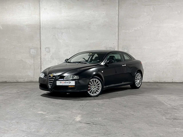 Alfa romeo gt 3.2 v6 distinctive 239pk 2004 youngtimer - afbeelding 1 van  54