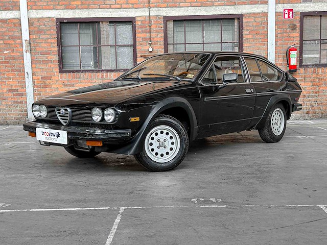 Alfa romeo gtv 2.0 1979 - afbeelding 15 van  24