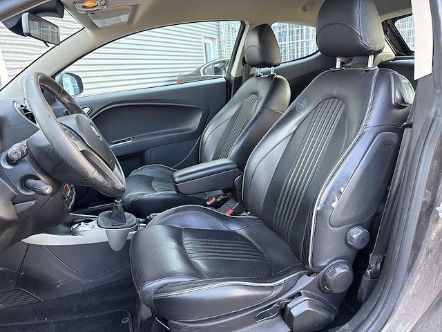 Alfa romeo mito 1.3 jtdm eco distinctive 2012 | 25-xpb-5 i - afbeelding 29 van  33