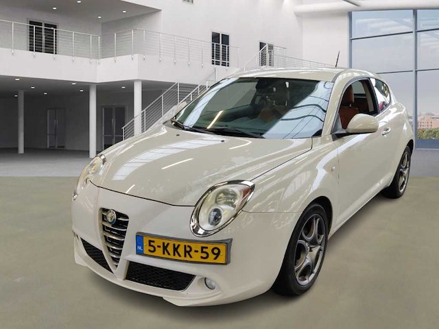 Alfa romeo mito 1.3 jtdm eco distinctive, 5-kkr-59 - afbeelding 1 van  12