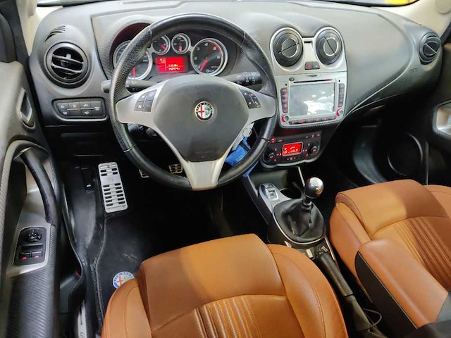 Alfa romeo mito 1.3 jtdm eco distinctive, 5-kkr-59 - afbeelding 10 van  12