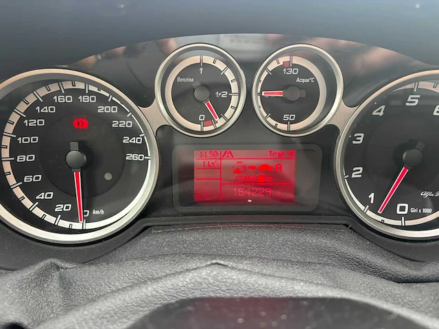 Alfa romeo mito 1.4 | g-775-ld i - afbeelding 9 van  15