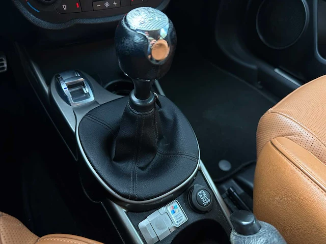 Alfa romeo mito 1.4 t centenario* , 65-nlh-5 - afbeelding 4 van  13