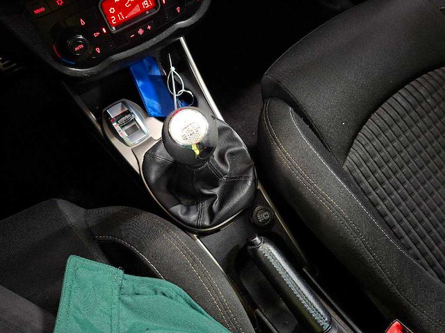 Alfa romeo mito 1.4 t distinctive; 44-jrr-2 - afbeelding 7 van  16