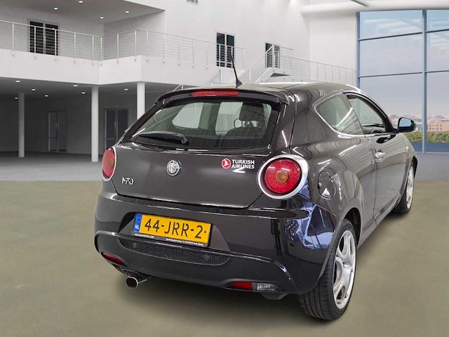Alfa romeo mito 1.4 t distinctive; 44-jrr-2 - afbeelding 9 van  16