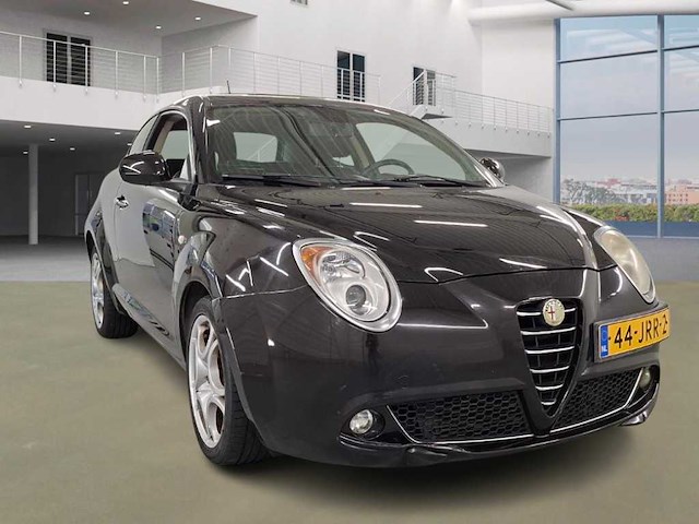 Alfa romeo mito 1.4 t distinctive; 44-jrr-2 - afbeelding 10 van  16