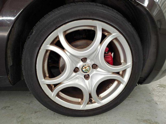 Alfa romeo mito 1.4 t distinctive; 44-jrr-2 - afbeelding 12 van  16