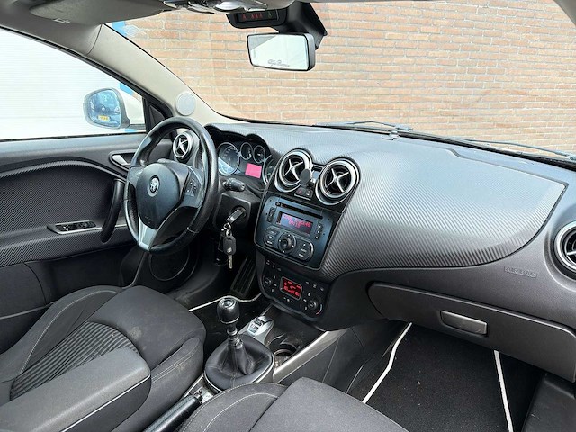 Alfa romeo mito 1.4 t | sn-694-v i - afbeelding 18 van  25