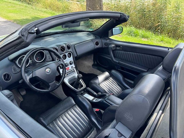 Alfa romeo spider 2.0-16v t.spark, 09-lsh-8 - afbeelding 15 van  43