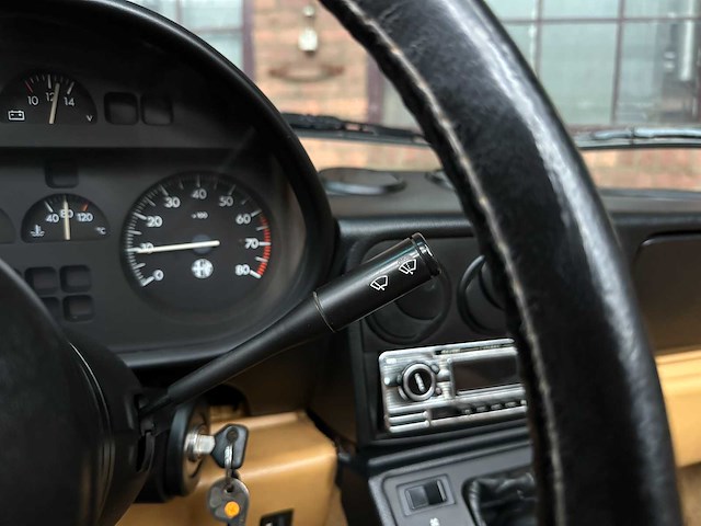 Alfa romeo spider 2000 2.0 118pk 1992, 56-rl-tr - afbeelding 21 van  34