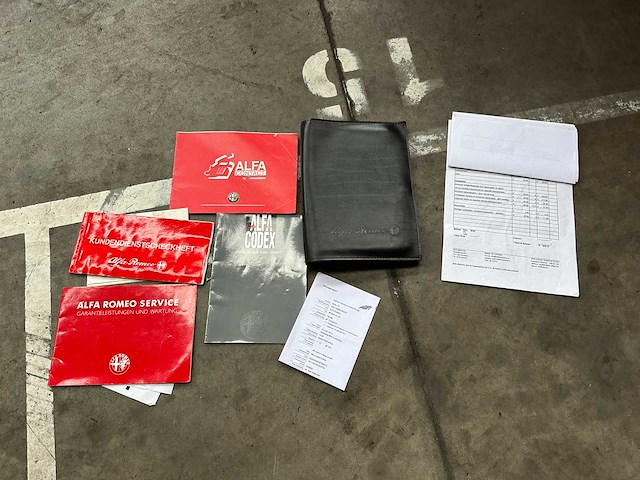 Alfa romeo spider 2000 2.0 118pk 1992, 56-rl-tr - afbeelding 32 van  34