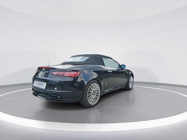 Alfa romeo spider 2.2 jts 2007 | ts-648-s - afbeelding 29 van  39