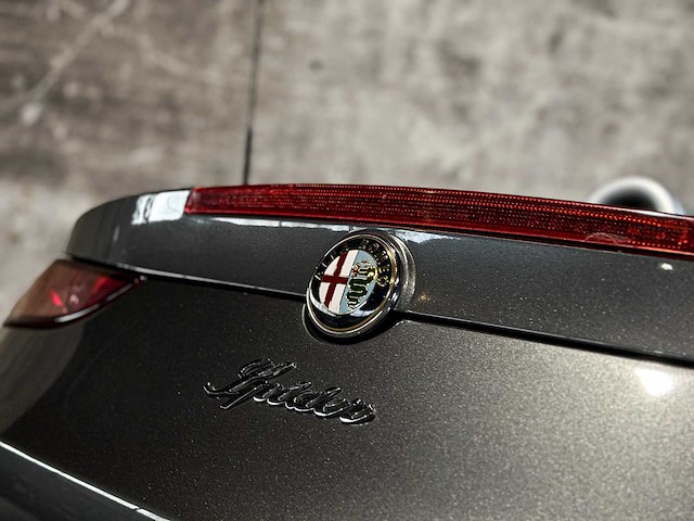 Alfa romeo spider 2.2 jts exclusive 185pk 2008, s-904-zx youngtimer - afbeelding 6 van  46
