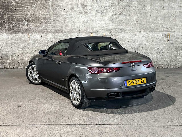 Alfa romeo spider 2.2 jts exclusive 185pk 2008, s-904-zx youngtimer - afbeelding 11 van  46